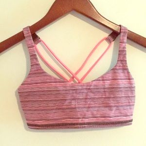 Lululemon sports bra